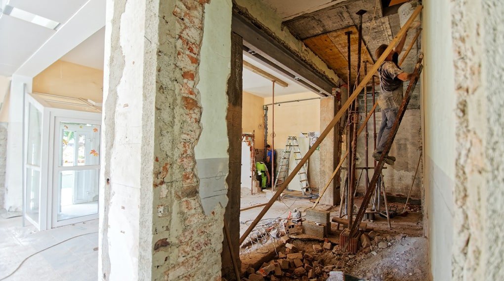 Hiring a renovation contractor in Malaysia.